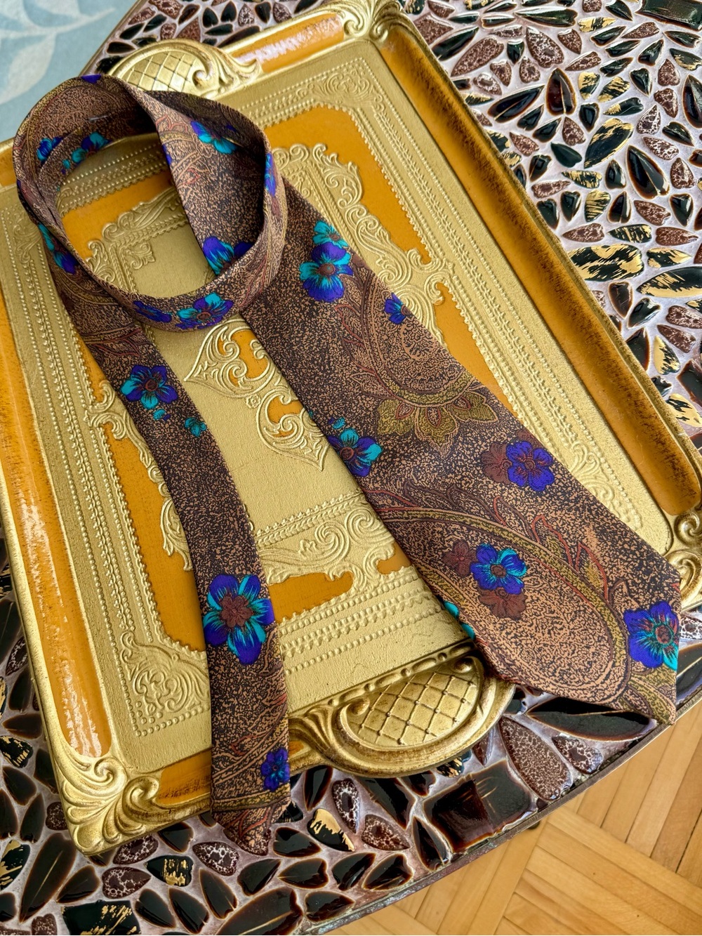 Vintage Darby Lane 100% Silk Paisley Floral Necktie Brown Blue Made in Canada